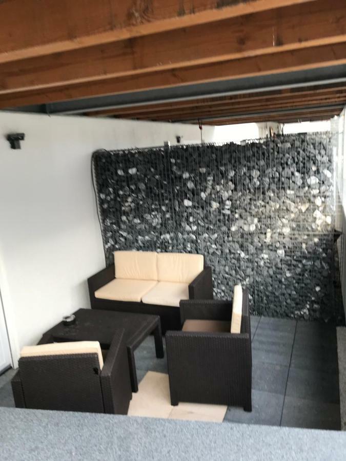 Einliegerwohnung Mit Terrasse FDH Exterior foto