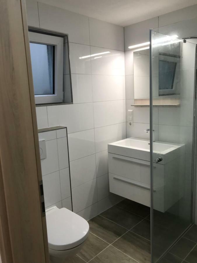 Einliegerwohnung Mit Terrasse FDH Exterior foto